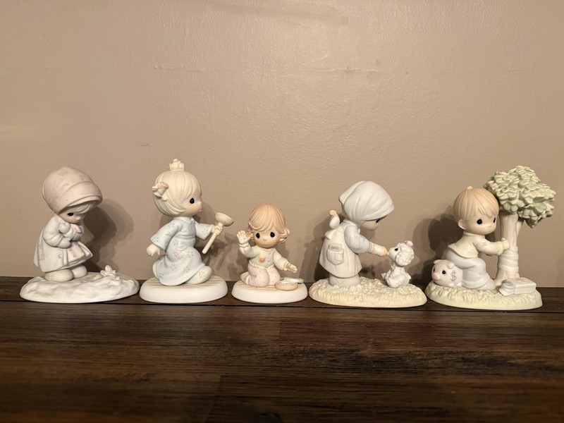 Precious Moments Figurines - Lot of 5