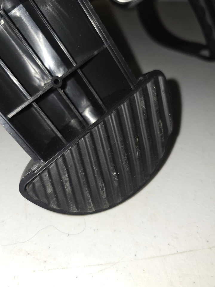 TDC T-C CA Bike Portable LED Screen Arm Leg Foot Pedal Exercise Stationary - Image 3 of 3