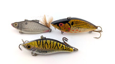 Vintage Fishing Lure Heddon Lipless Bomber Bill Lewis Mann's Cordell Crankbait