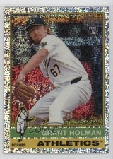 2025 Topps Heritage Chrome Silver Sparkle Refractor Grant Holman #40 4g8