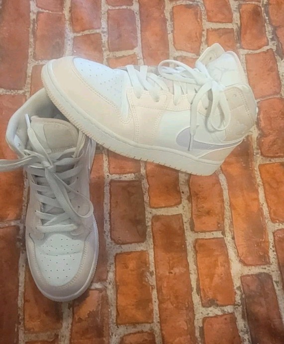 Jordan 1 Kids Shoes Mid Pink Violet White Sz 6Y 6 Youth