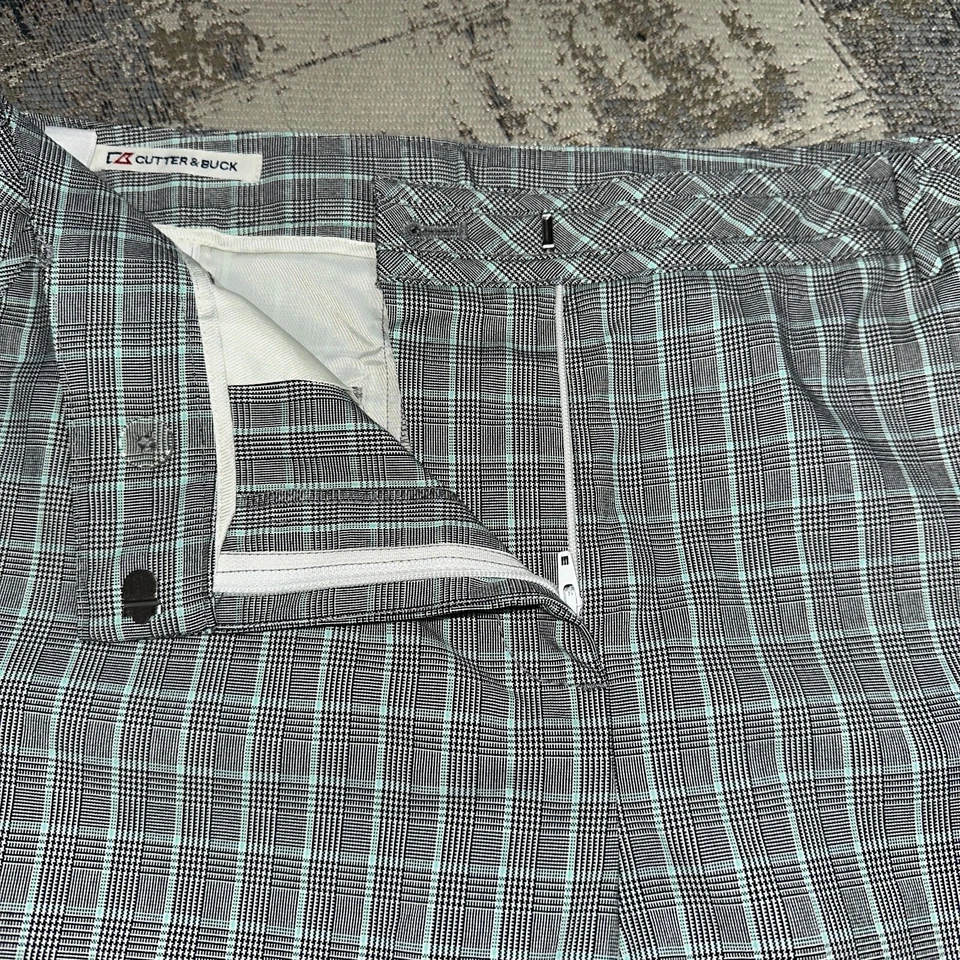 NWT Cutter Buck Womens Golf Shorts 8 DryTech Check Plaid Mid Rise Quick Dry - Image 4 of 4