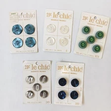 Choice of Vintage Le Chic Plastic Buttons 3/4" - 7/8" Blue Green Silver White