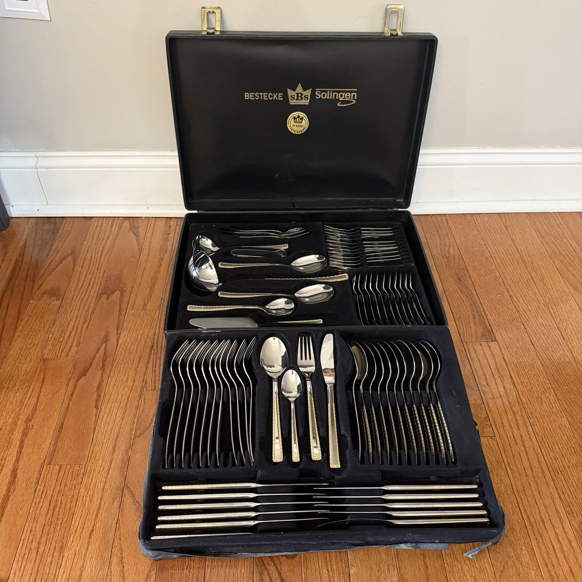 Vintage SBS BESTECKE SOLINGEN 24 Karat GOLD TRIM FLATWARE Set