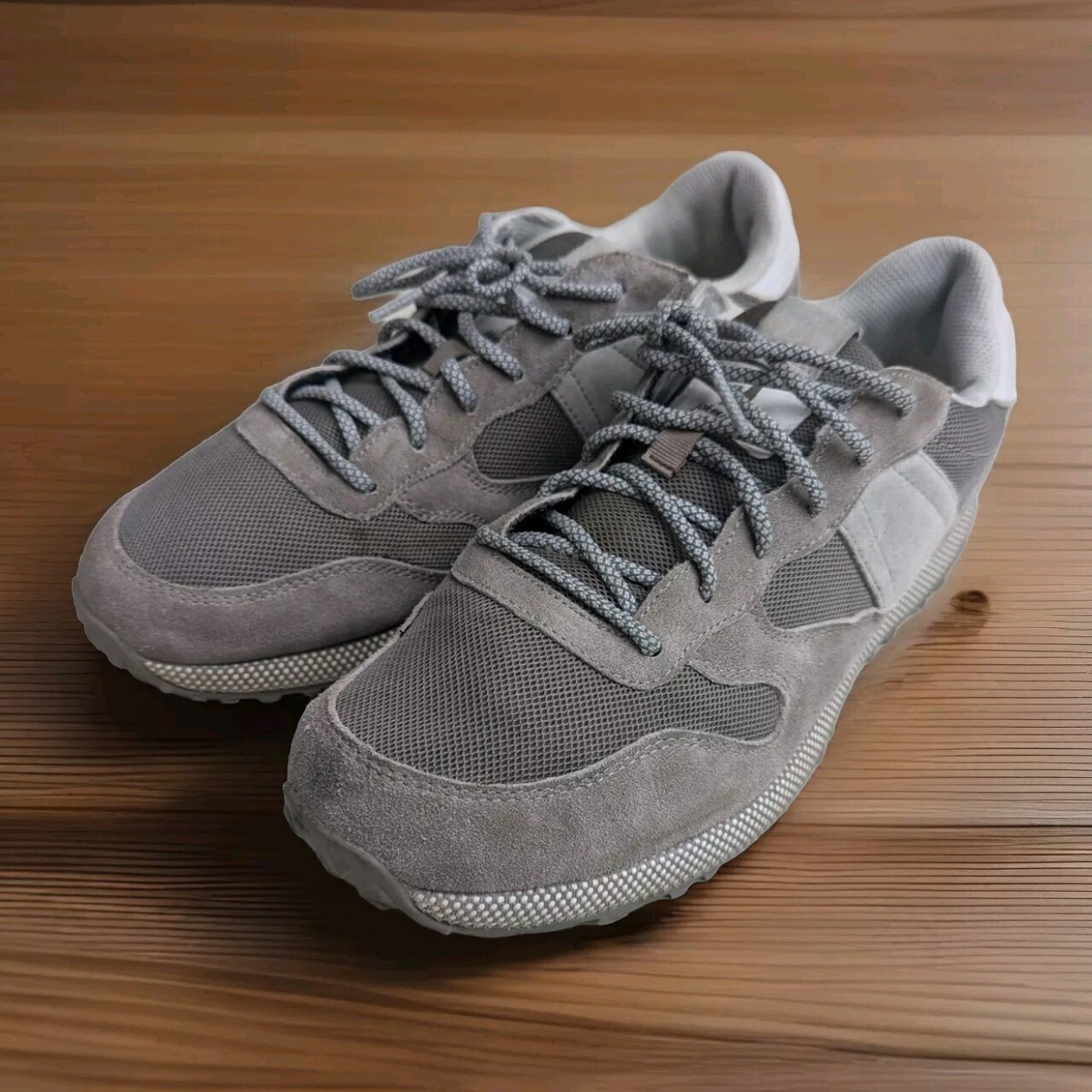 Johnnie-O Range Runner Gray Hybrid Golf Shoes - Size 11 Johnnie-O Mens Suede Range Runner Size 11 Athletic Shoes  main image 3