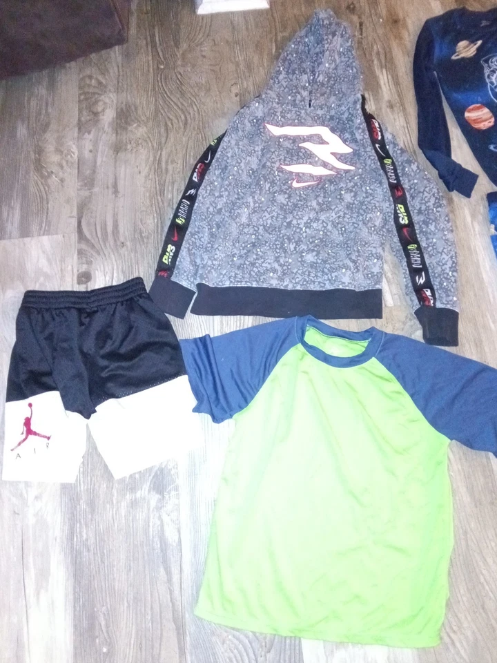 Boys Clothing Bundle Size 10/12 - Image 3 of 4