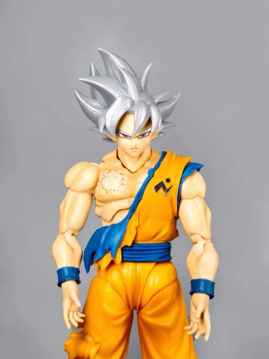 Bandai S.H. Figuarts Dragon Ball Super Son Goku Ultra