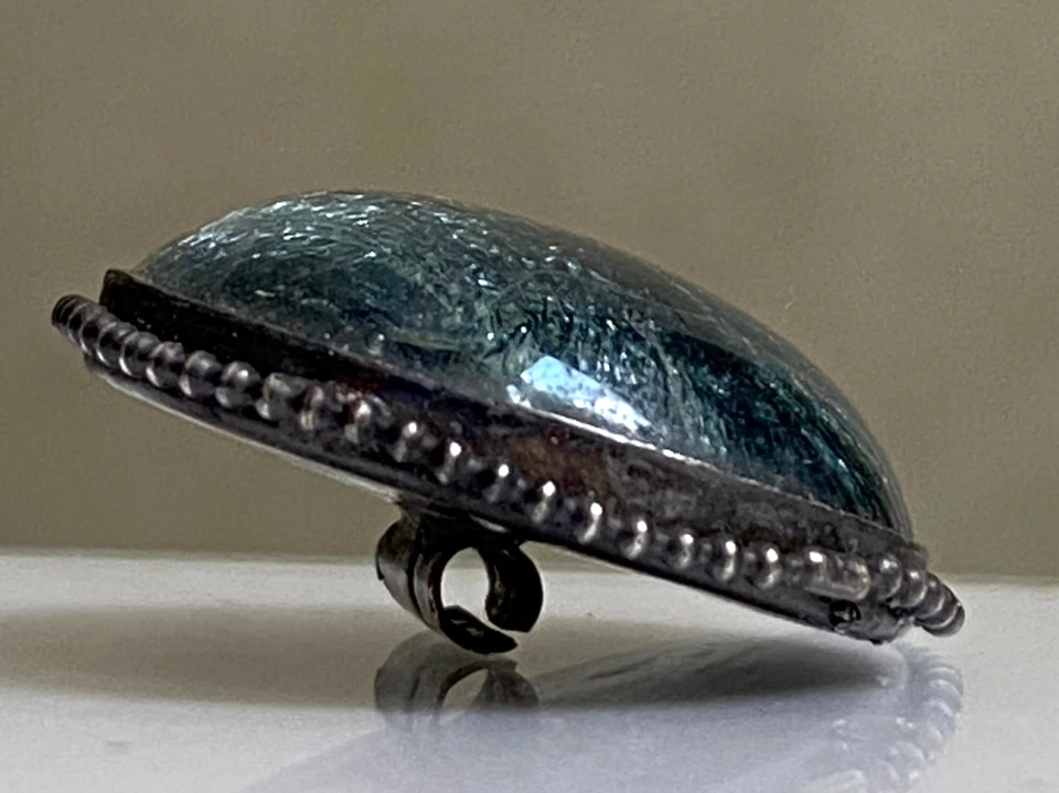 Petit cache-clou ancien 24 mm - Verre et métal 1900 - Photo 4/4