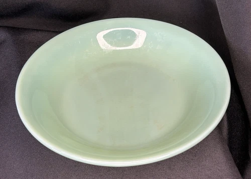 Anchor Hocking Fire King Jadeite Desert/Berry Bowl Vintage 7.5" Smooth Vintage E