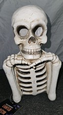Rare Skeleton Bust Light Up Skull Resting on Hands Halloween Decor Prop Haunted