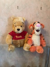 Disney Authentic Disney Store Winnie The Pooh And Tigger Soft Toys Vintage