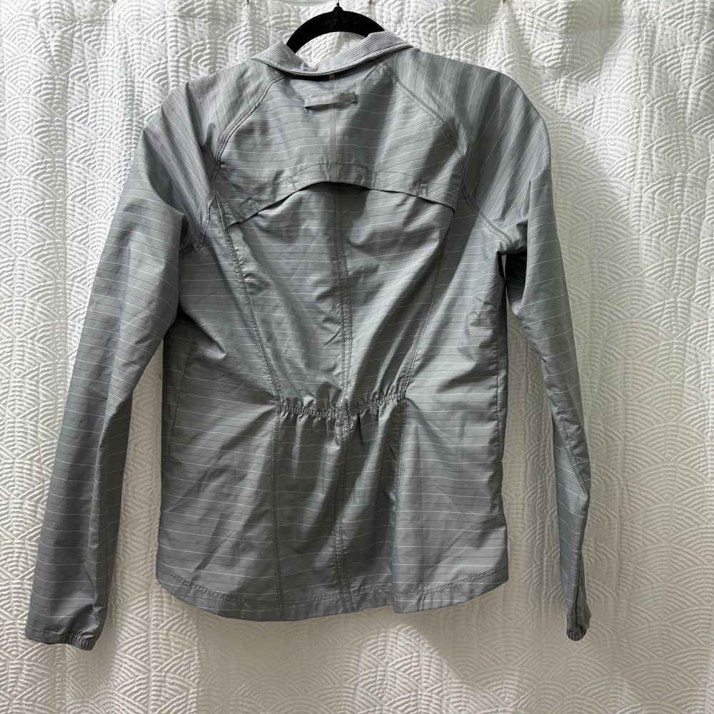 Athleta Lightweight Performance Full-Zip Athletic… - image 5