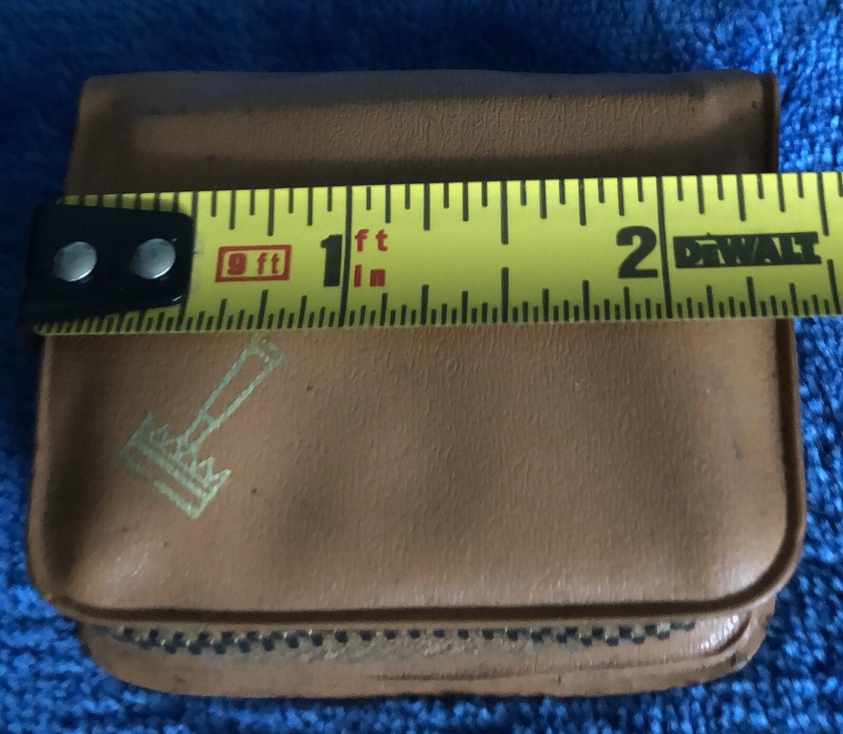 Gillette Mini Travel Set Razor w/ Tan Zipper Case Hong Kong Gillette Mini Travel Set Razor w/ Tan Zipper Case Hong Kong