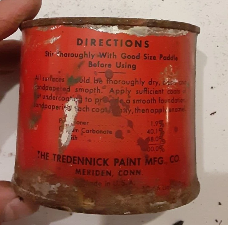 Vtg The Tredennick Paint Mfg. Co. 4-hour enamel Bright Red 50% of 1/3 Qt remain - Image 3 of 4