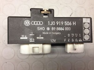 VOLKSWAGEN POLO SW (2001) 1.9 50KW Steuergerät Lüftersteuerung 1J0919506H