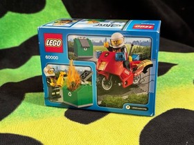 LEGO 60000 CITY FIRE MOTORCYCLE POLICE FACTORY SEALED BRAND NEW