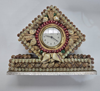 Vintage Handmade Seashell Mantel Shelf Clock Nautical Beach Art Kitsch Folk Wood