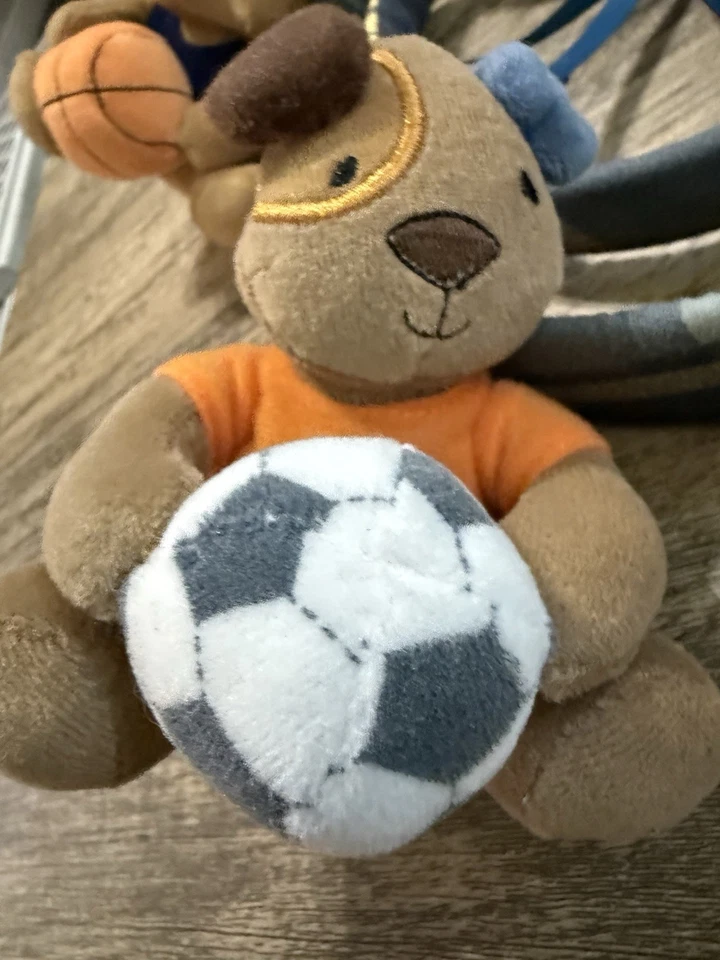 Cuna Móvil Corderos e Hiedra Deportes Arco Wow Perro Amigos Fútbol Canasta Fútbol Foto 4 de 4