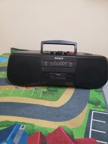 SONY CFS-B15 AM/FM Cassette Boombox Radio  WORKS