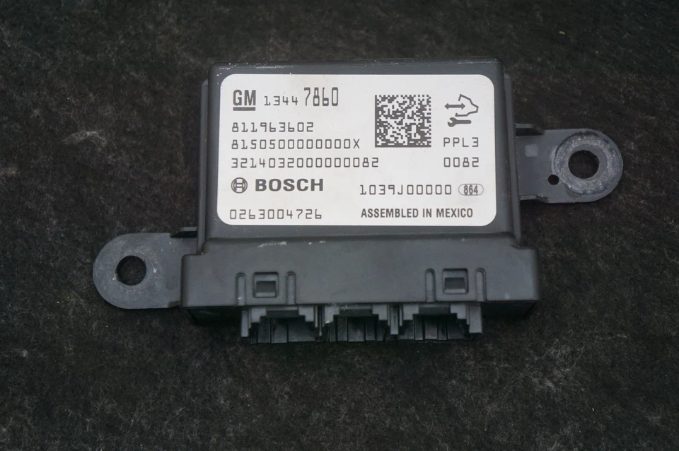 Модуль датчика парковки помощи при парковке ECU от оригинального производителя 13447860 Chevrolet Silverado 3500 2015 - Изображение 3 из 4