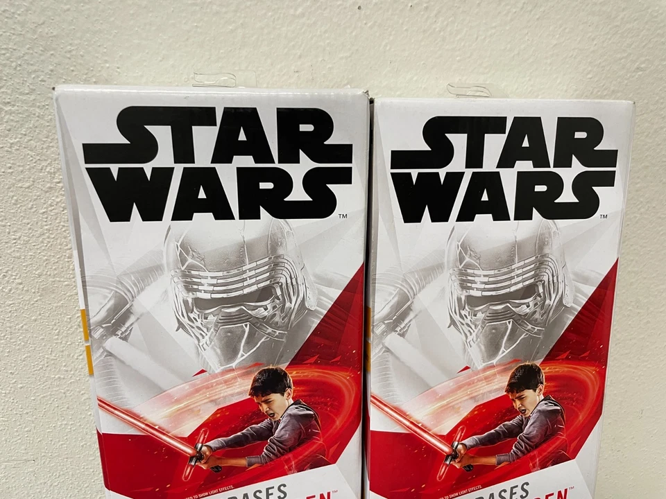 Lote de 2 sables de luz electrónicos Hasbro Star Wars Kylo Ren rojos E3614 Foto 4 de 4