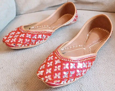 Handcrafted Punjabi Jutti Khussa Mojari Flat Shoes - Size 41        / 11/