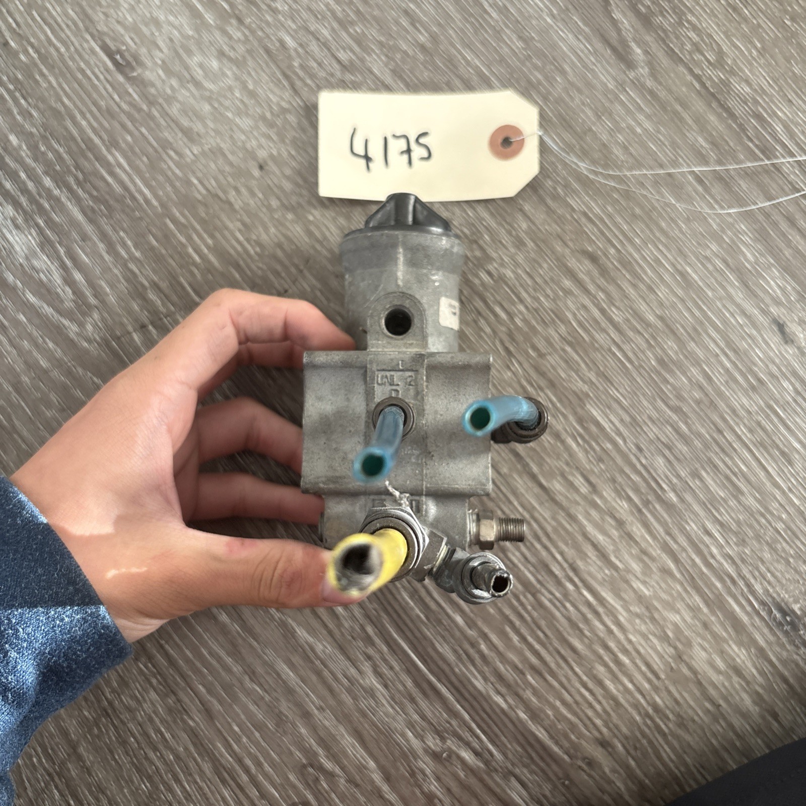 Cummins Bendix Air Compressor Governor P/N K025894 | eBay