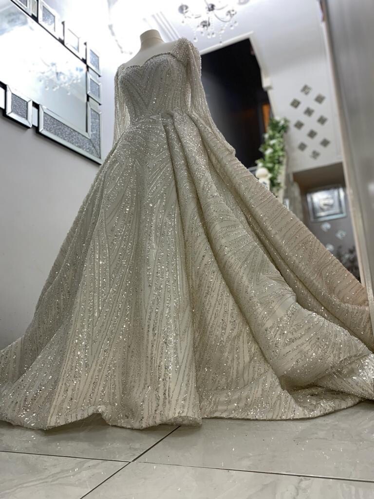 Wedding Dress Size 6 Petite Veil Included | eBay UK