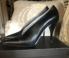 GUCCI Authentic Black Karung Leather Neckline Shoes Pumps, Metal Silver Bottom