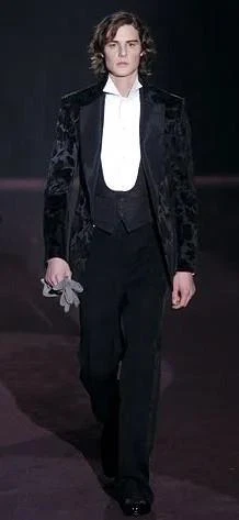 Giacca da sera Gucci nera in velluto broccato jacquard