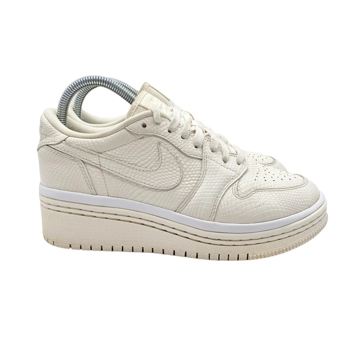 Air jordan 1 retro low lifted top