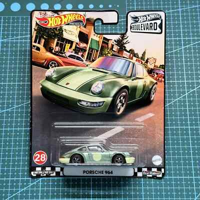 Hot Wheels Premium | Boulevard Porsche 964 grün