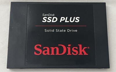 SanDisk SSD PLUS SDSSDA-240G 240GB 2.5'' SATA 6Gb/s
