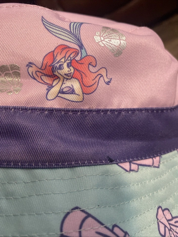 Disney Sirenita Niñas Pequeñas Sombrero Cubo Púrpura Azul Conchas Reversible NUEVO Foto 4 de 4