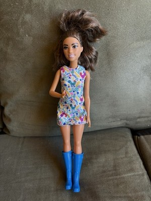 Barbie Fashionistas Doll Freckles Brunette 10'' Petite Latina Dress, Boots C173A