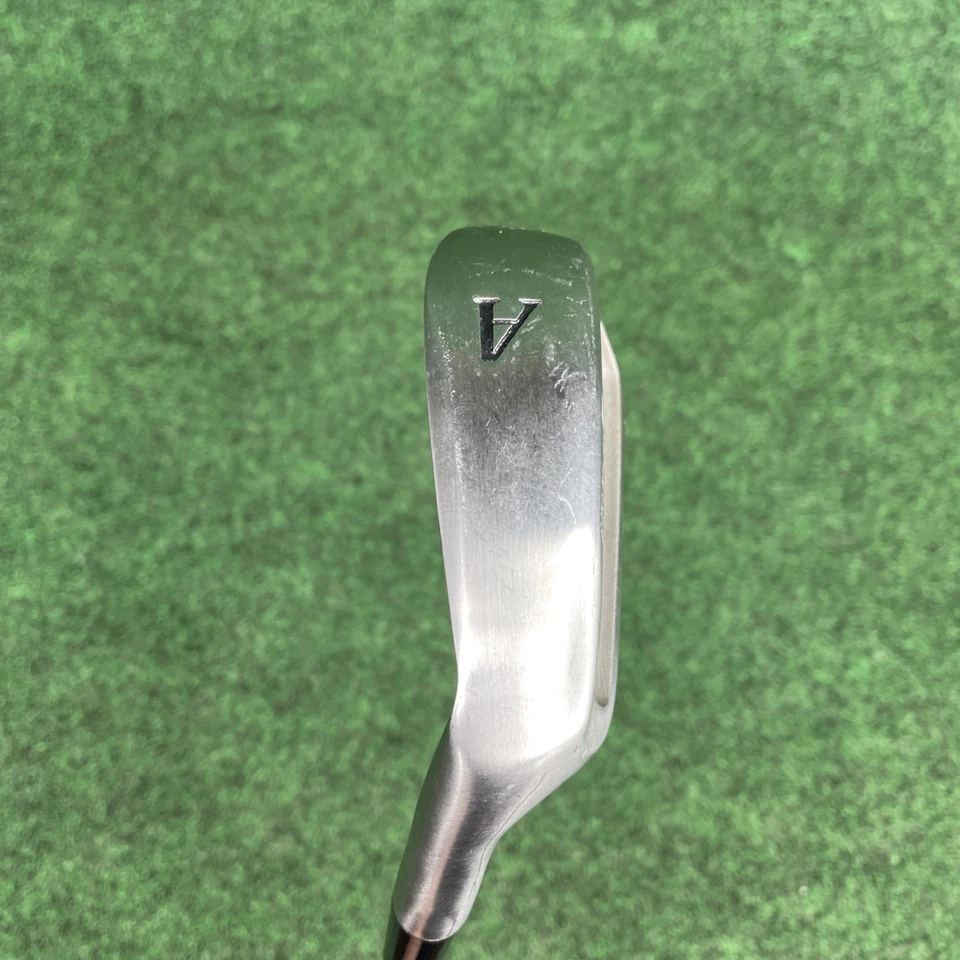 Razor Play The Edge Carnivore! Approach A Wedge Original Grip R Flex Steel LH 36 - Image 3 of 4