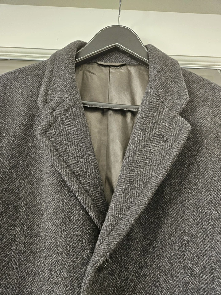 Abercrombie & Fitch Herringbone Gray Wool Blend Long Coat Men's Large NEW! - Image 2 of 4