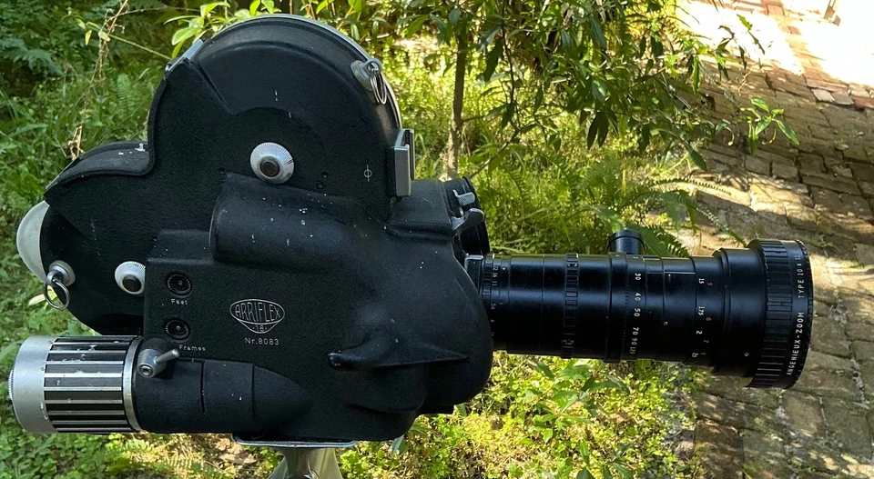 Кинокамера Arriflex 16 мм с зумом Angenieux F.12 - 120 объективов - Изображение 3 из 4