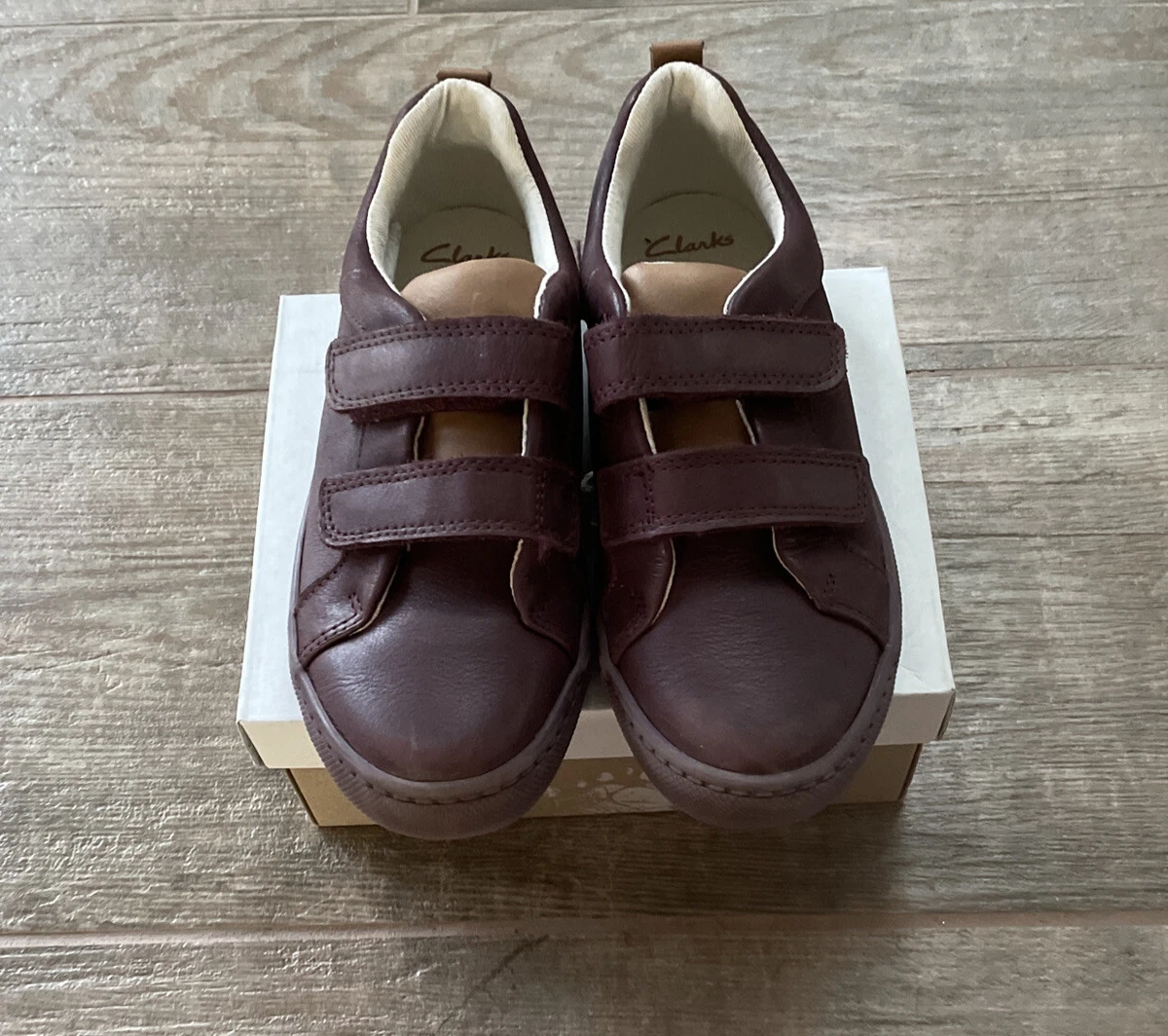 Clarks brown 2025 boys shoes