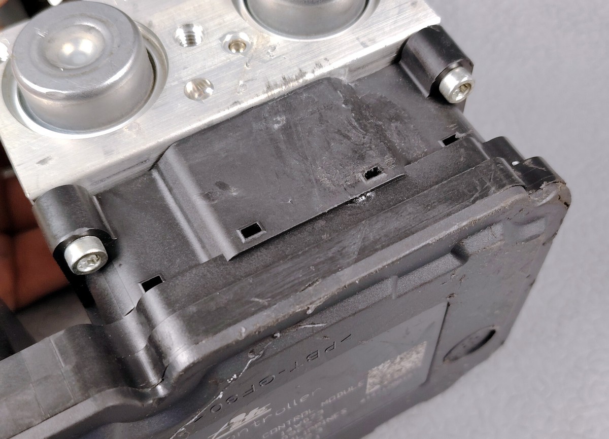 2013 2016 MAZDA Premacy CWFFW ABS ANTI BRAKE LOCK ACTUATOR