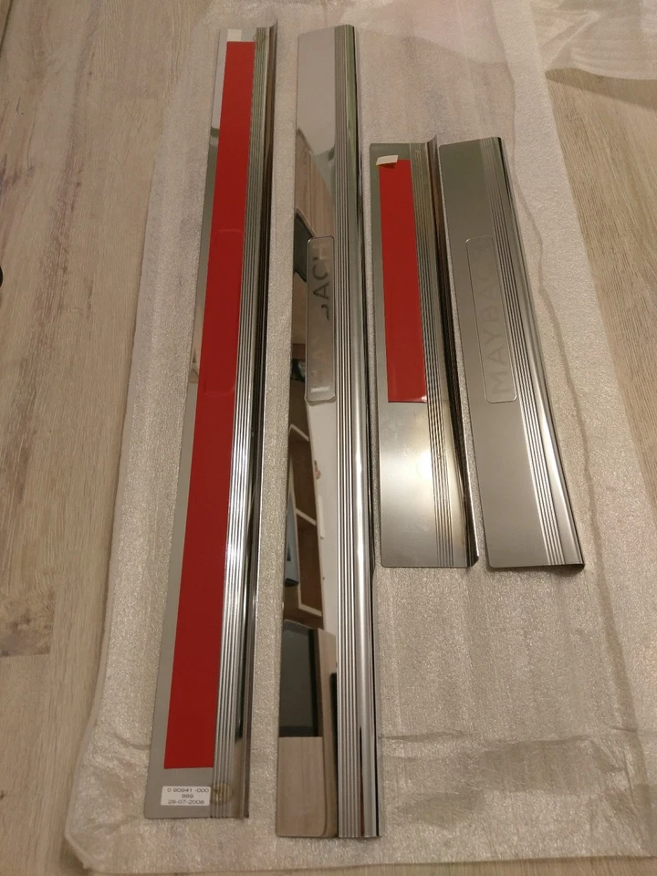 Maybach / Listón de entrada trasero, delantero, izquierdo, derecho / Maybach 57 A2406800935  - Imagen 3 de 4