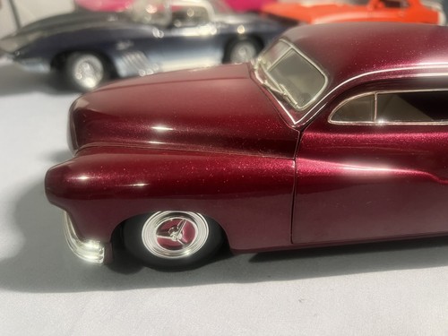 American Graffiti 1:18 Scale Die Cast Chopped 1951 Mercury Classic Car - Picture 4 of 13
