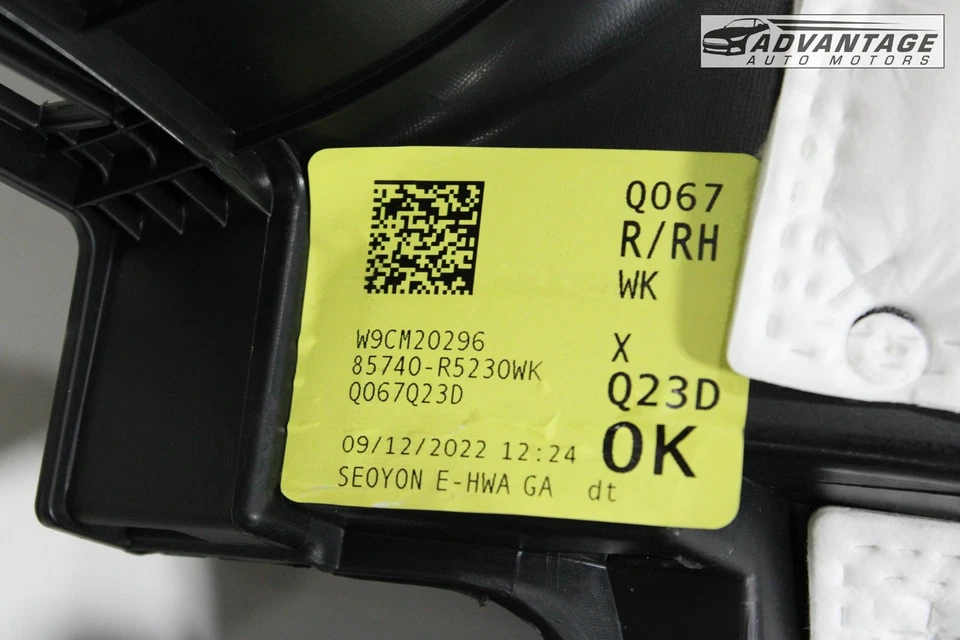 KIA SORENTO MQ4 2021-2023 MALETERO LADO DERECHO CUARTO PANEL MOLDURA CUBIERTA OEM Foto 4 de 4