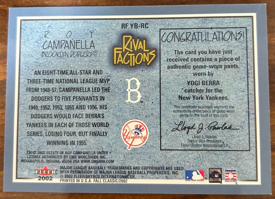 Fleer Fall Classics Rival Factions 2002 juego usado #4 pantalones Yogi Berra-Campy 2clr Foto 2 de 2