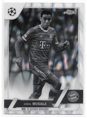 Jamal Musiala (Bayern Munchen) Black & White Ray Wave Topps Chrome