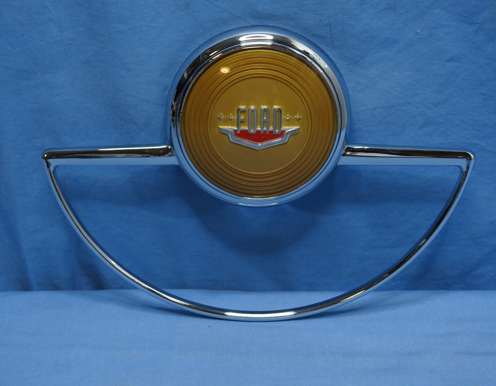 Rare! Vintage Original 1949 1950 Ford Horn Button & Ring Assembly OA