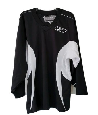 black and white hockey jersey