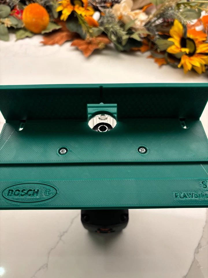 Bosch 18V - 8 Mini Tischfrästisch Einsatz + Winkel-/Zaunführung - Bild 3 von 4