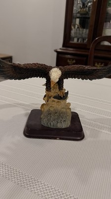 Vintage American Eagle Sculpture Hergo Design by faith collection 