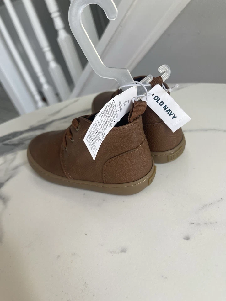 Botas deportivas antiguas azul marino de imitación de cuero para niños pequeños talla 8 de EE. UU. Foto 3 de 4